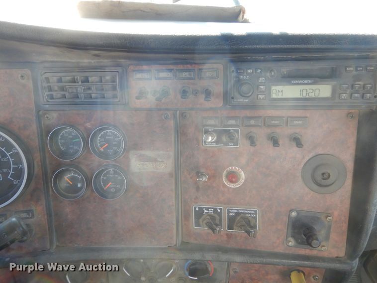 image for item HS9413 2006 Kenworth W900  ready mix truck