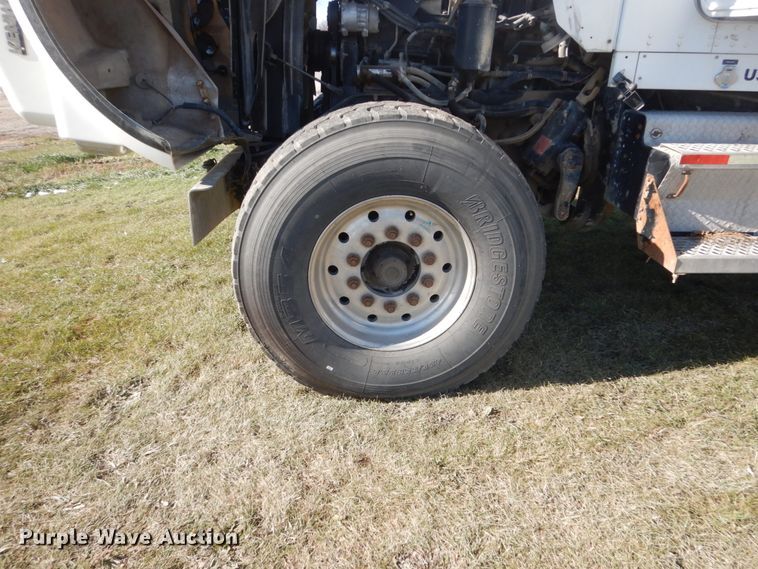 image for item HS9413 2006 Kenworth W900  ready mix truck