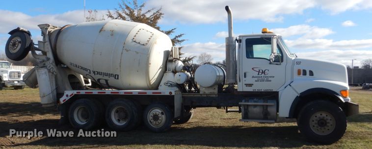 image for item HS9414 2005 Sterling L-Line  ready mix truck