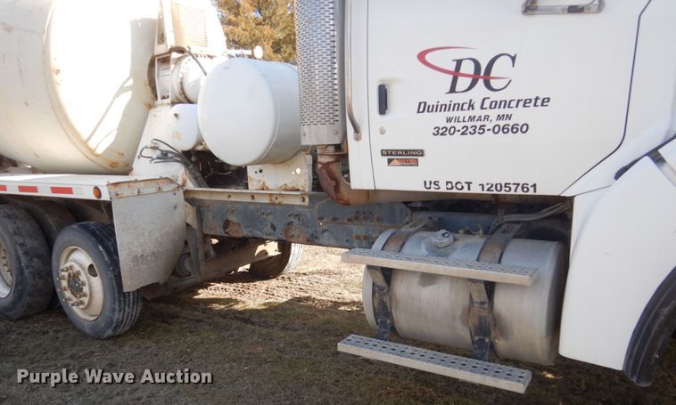 image for item HS9414 2005 Sterling L-Line  ready mix truck