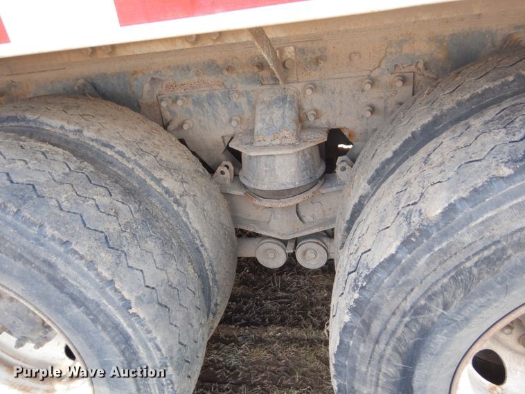 image for item HS9414 2005 Sterling L-Line  ready mix truck