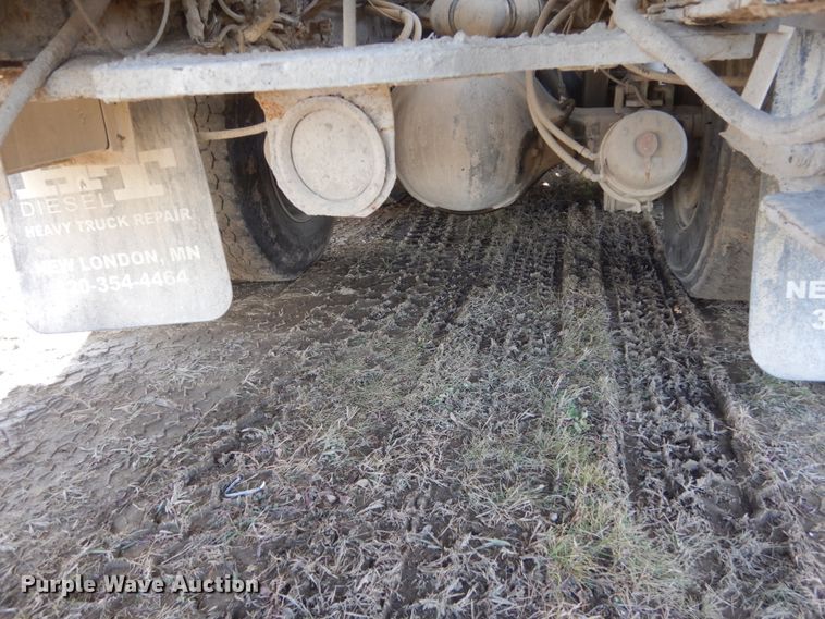 image for item HS9414 2005 Sterling L-Line  ready mix truck