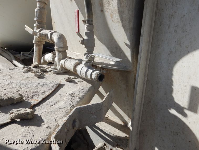 image for item HS9414 2005 Sterling L-Line  ready mix truck