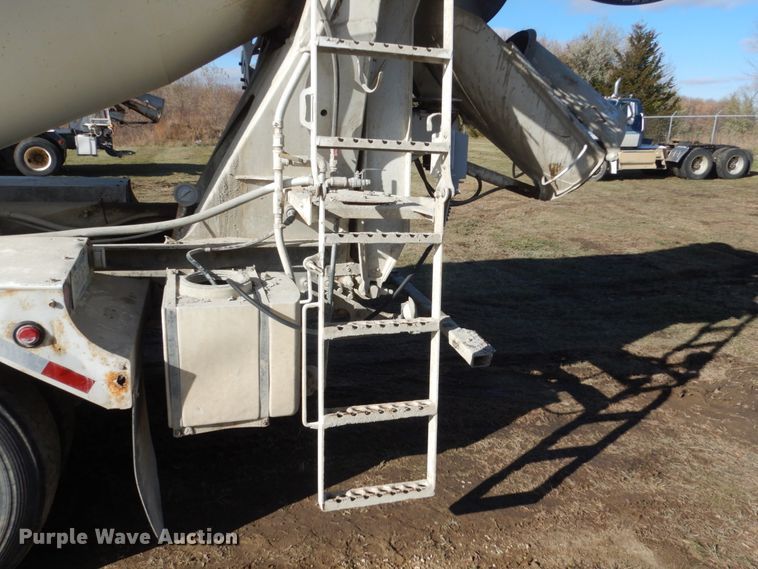 image for item HS9414 2005 Sterling L-Line  ready mix truck