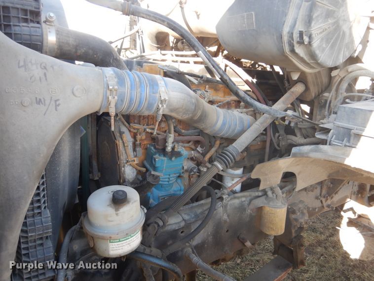 image for item HS9414 2005 Sterling L-Line  ready mix truck