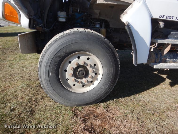 image for item HS9414 2005 Sterling L-Line  ready mix truck