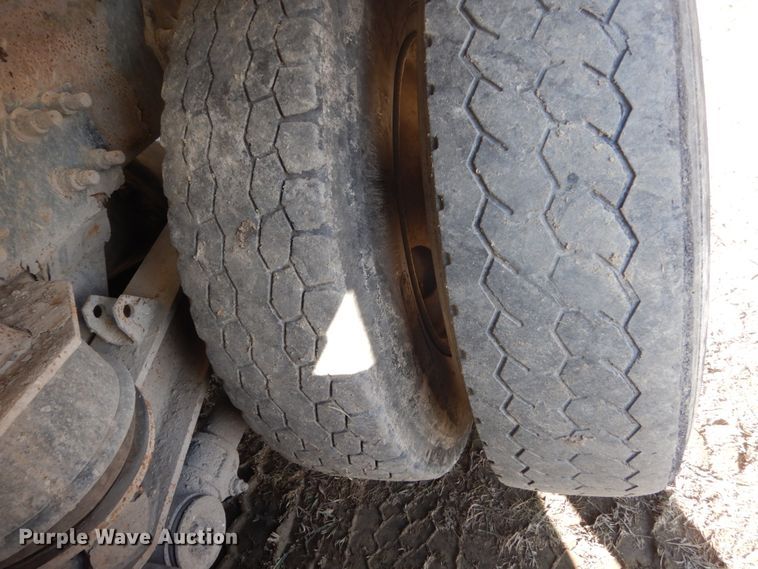 image for item HS9414 2005 Sterling L-Line  ready mix truck