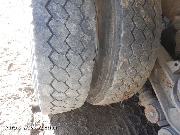 image for item HS9414 2005 Sterling L-Line  ready mix truck