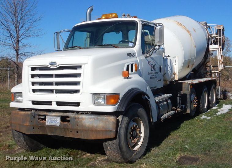 image for item HS9415 1999 Sterling L-Line  ready mix truck