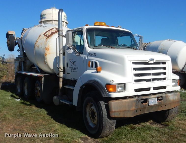 image for item HS9415 1999 Sterling L-Line  ready mix truck