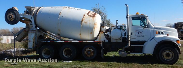 image for item HS9415 1999 Sterling L-Line  ready mix truck