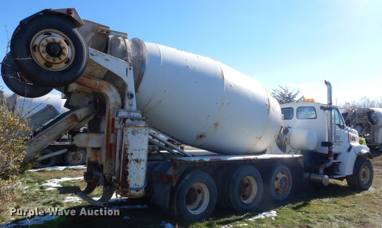 image for item HS9415 1999 Sterling L-Line  ready mix truck