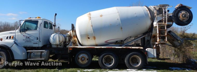 image for item HS9415 1999 Sterling L-Line  ready mix truck