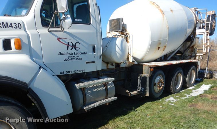 image for item HS9415 1999 Sterling L-Line  ready mix truck