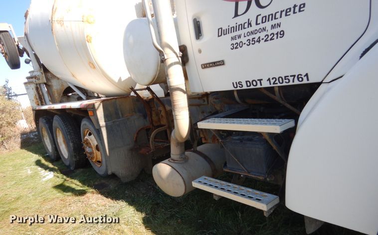 image for item HS9415 1999 Sterling L-Line  ready mix truck