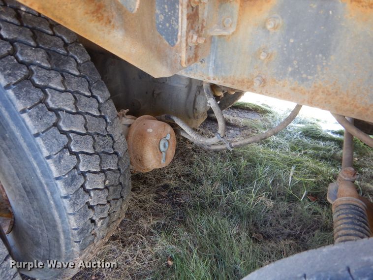 image for item HS9415 1999 Sterling L-Line  ready mix truck