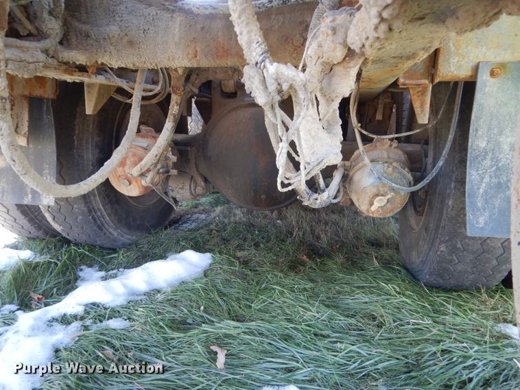 image for item HS9415 1999 Sterling L-Line  ready mix truck