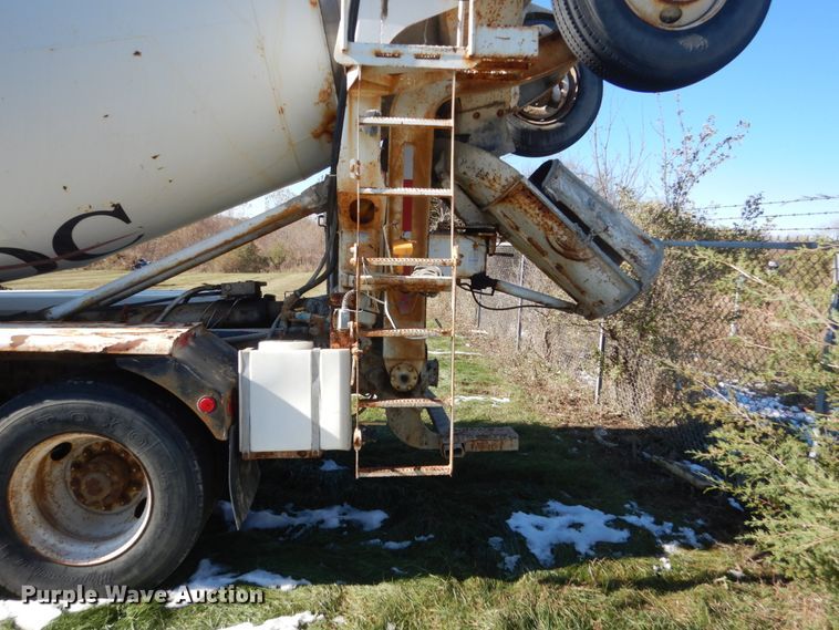 image for item HS9415 1999 Sterling L-Line  ready mix truck
