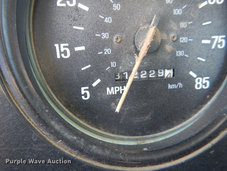 image for item HS9415 1999 Sterling L-Line  ready mix truck