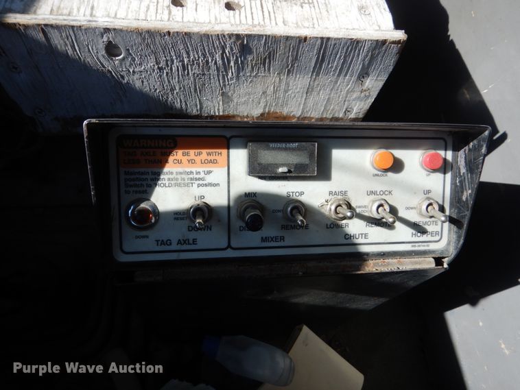 image for item HS9415 1999 Sterling L-Line  ready mix truck