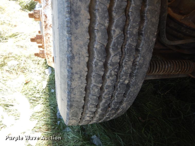 image for item HS9415 1999 Sterling L-Line  ready mix truck