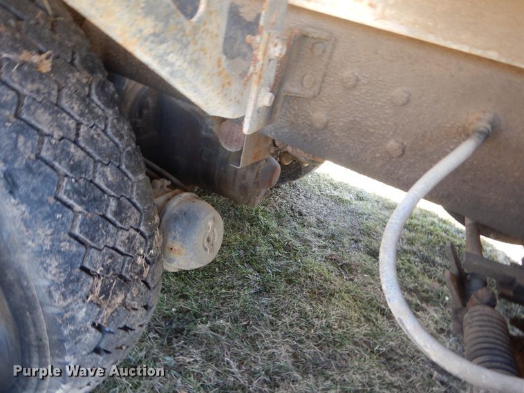 image for item HS9416 1997 Ford LTA9000  ready mix truck