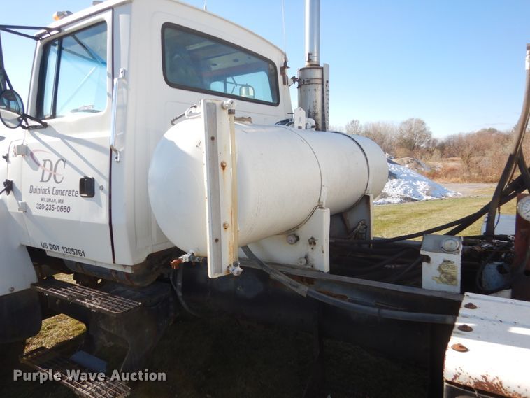 image for item HS9416 1997 Ford LTA9000  ready mix truck