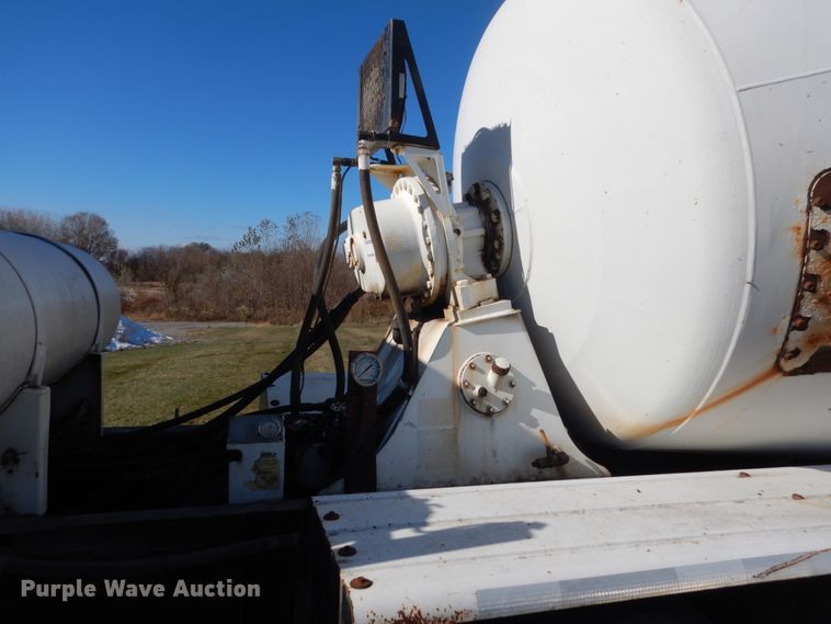 image for item HS9416 1997 Ford LTA9000  ready mix truck