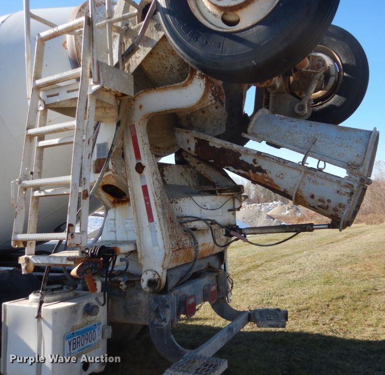 image for item HS9416 1997 Ford LTA9000  ready mix truck