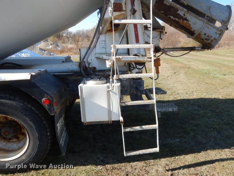 image for item HS9416 1997 Ford LTA9000  ready mix truck