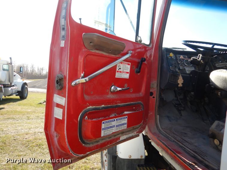 image for item HS9416 1997 Ford LTA9000  ready mix truck