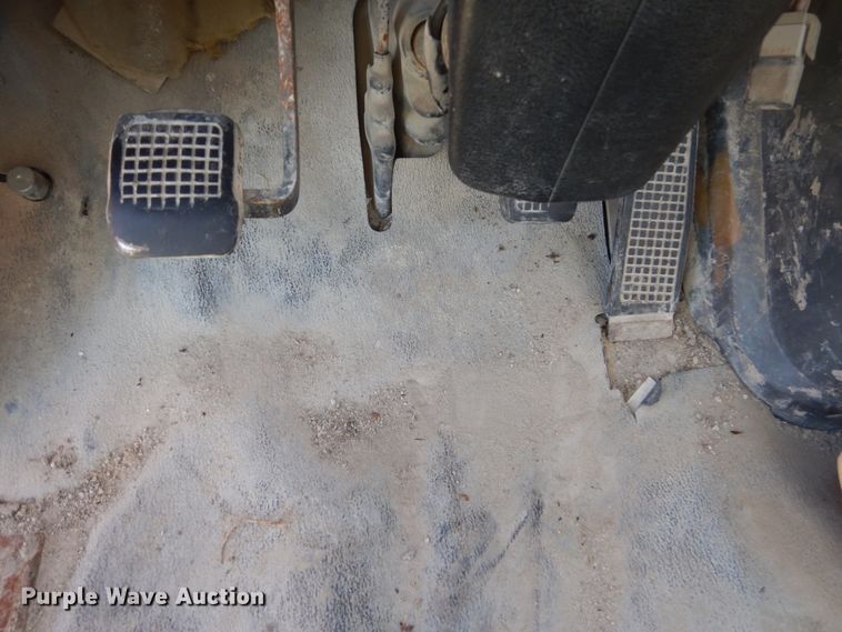 image for item HS9416 1997 Ford LTA9000  ready mix truck