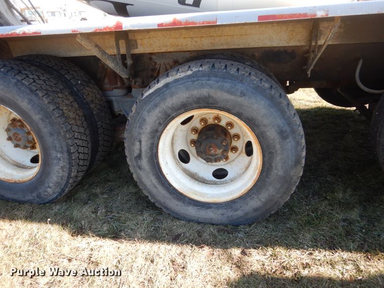 image for item HS9416 1997 Ford LTA9000  ready mix truck