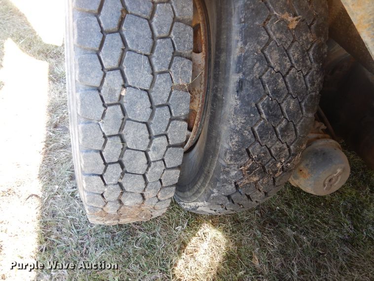 image for item HS9416 1997 Ford LTA9000  ready mix truck