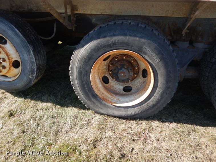 image for item HS9416 1997 Ford LTA9000  ready mix truck