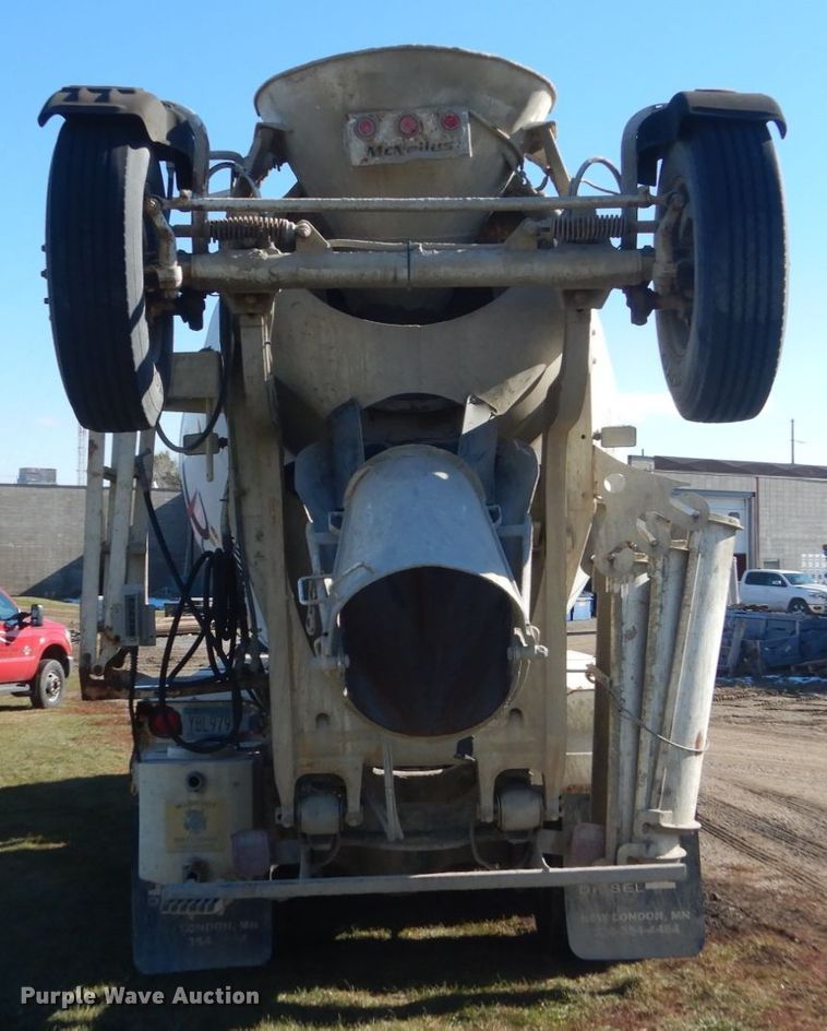 image for item HS9417 2004 Sterling L-Line  ready mix truck