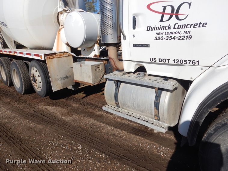 image for item HS9417 2004 Sterling L-Line  ready mix truck