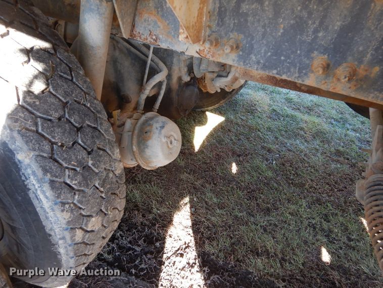 image for item HS9417 2004 Sterling L-Line  ready mix truck