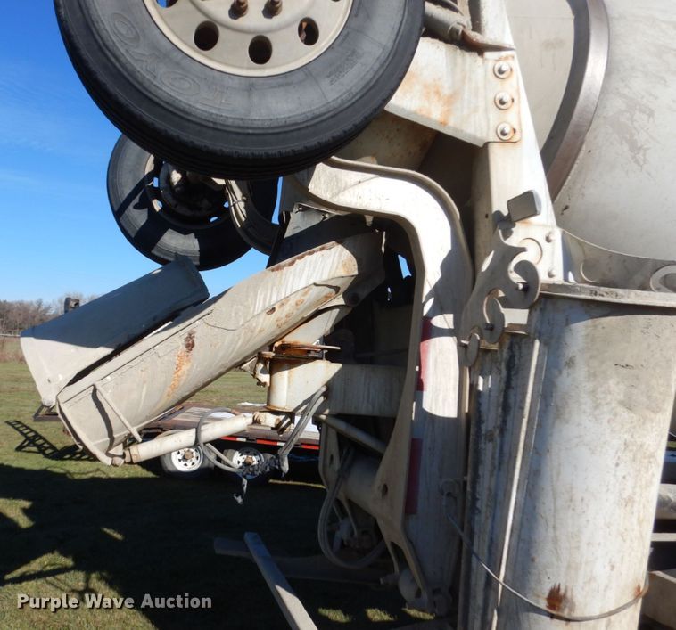 image for item HS9417 2004 Sterling L-Line  ready mix truck