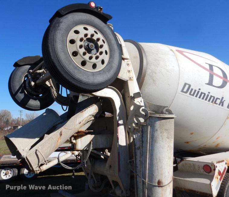 image for item HS9417 2004 Sterling L-Line  ready mix truck