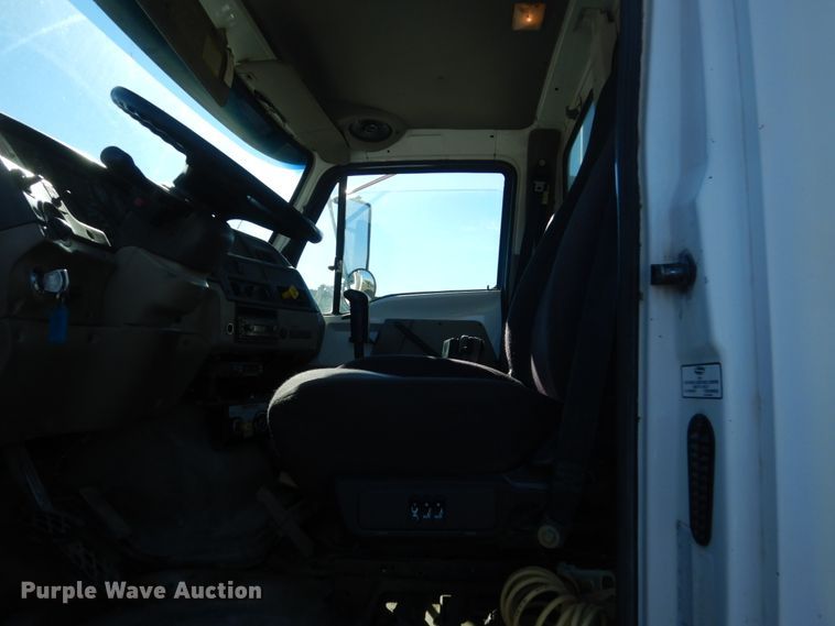 image for item HS9417 2004 Sterling L-Line  ready mix truck