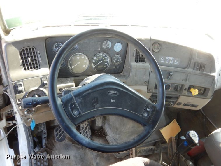 image for item HS9417 2004 Sterling L-Line  ready mix truck