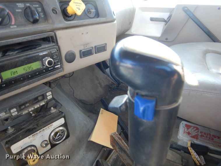 image for item HS9417 2004 Sterling L-Line  ready mix truck