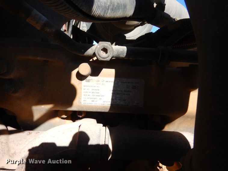 image for item HS9417 2004 Sterling L-Line  ready mix truck