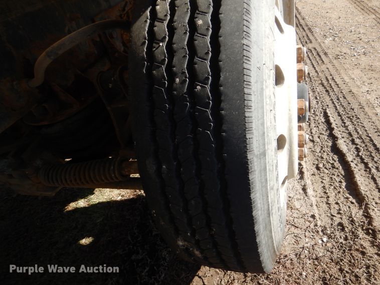 image for item HS9417 2004 Sterling L-Line  ready mix truck