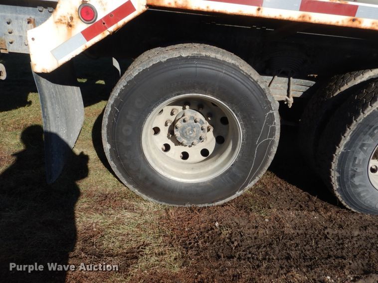 image for item HS9417 2004 Sterling L-Line  ready mix truck