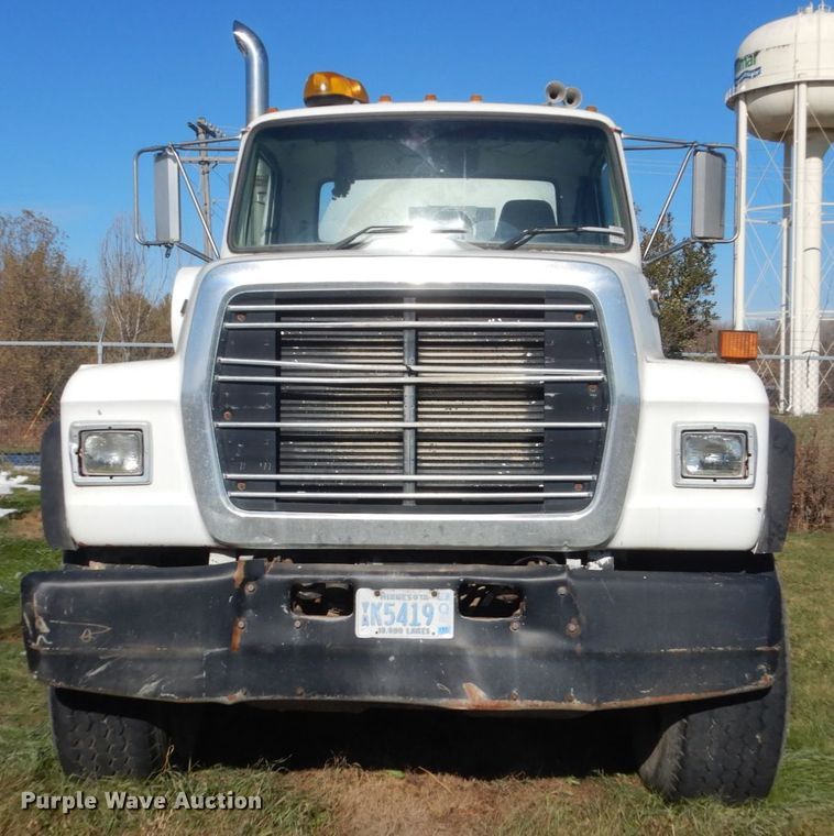 image for item HS9420 1995 Ford L9000  ready mix truck