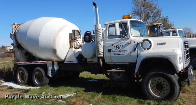image for item HS9420 1995 Ford L9000  ready mix truck