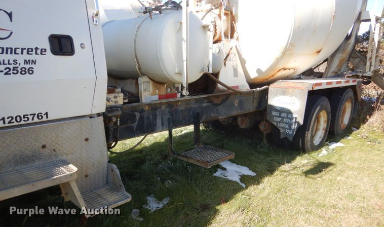 image for item HS9420 1995 Ford L9000  ready mix truck