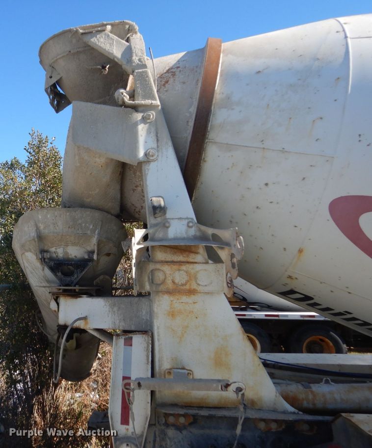 image for item HS9420 1995 Ford L9000  ready mix truck